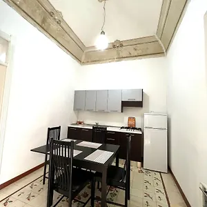 Cortile Bassi 185 Apartament Trapani