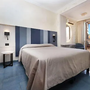 https://rimini.it-romehotels.com